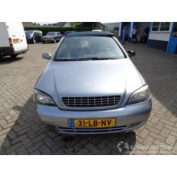 Opel Astra 2.2 i cabrio (bj 2002)