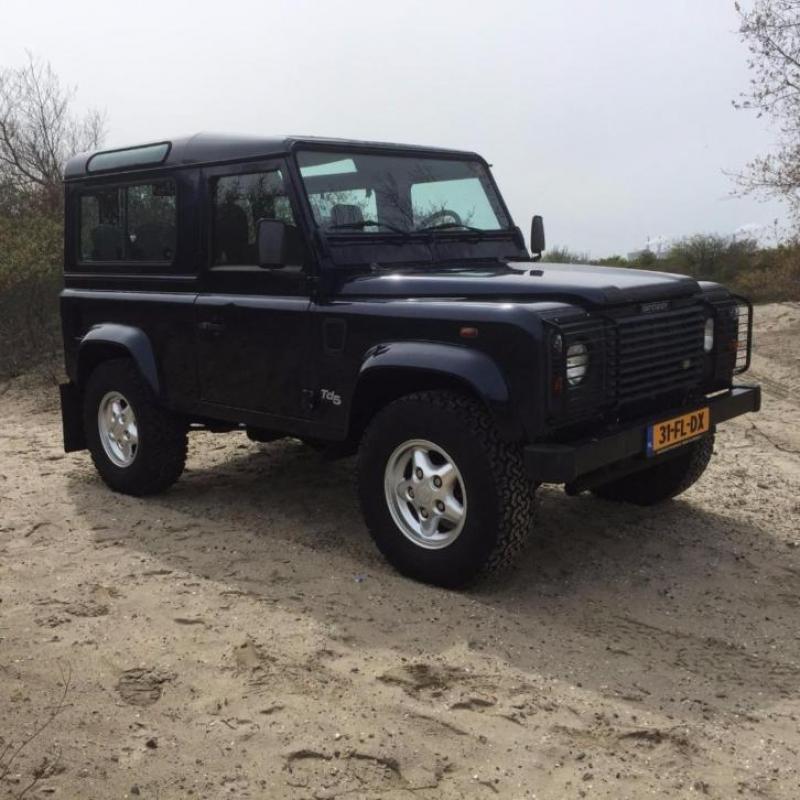 Land Rover Defender 7 pers. 2.5 TD5 ST WGN 90 2000 Blauw