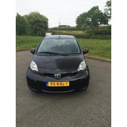 Toyota Aygo 1.0 12V Vvt-i 5DRS 2010 Zwart