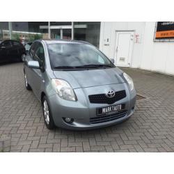 Toyota Yaris 1.3 VVTi Luna, Navi, Bluetooth