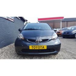 Toyota Aygo 1.0 12V VVT-i 5 DRS AIRCO ELEKTR.PAK. NIEUWE APK