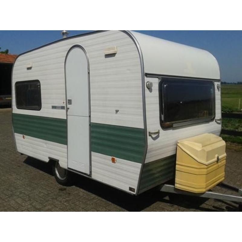 Oldtimer caravan Chateau 360 Touring Elite