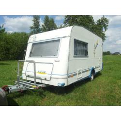 Zeer nette Caravan - Knaus Blue Line 400