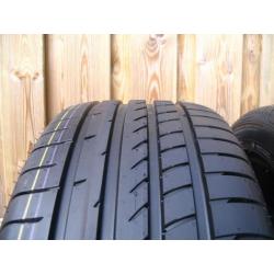 2x GOODYEAR banden 245-45-18