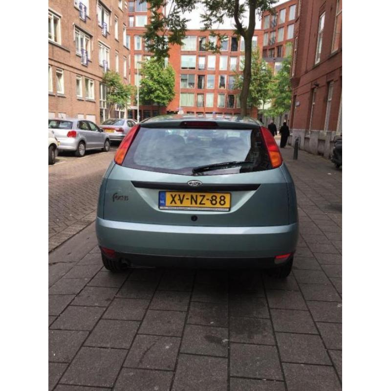 Ford Focus 1.6 I 1999 Blauw