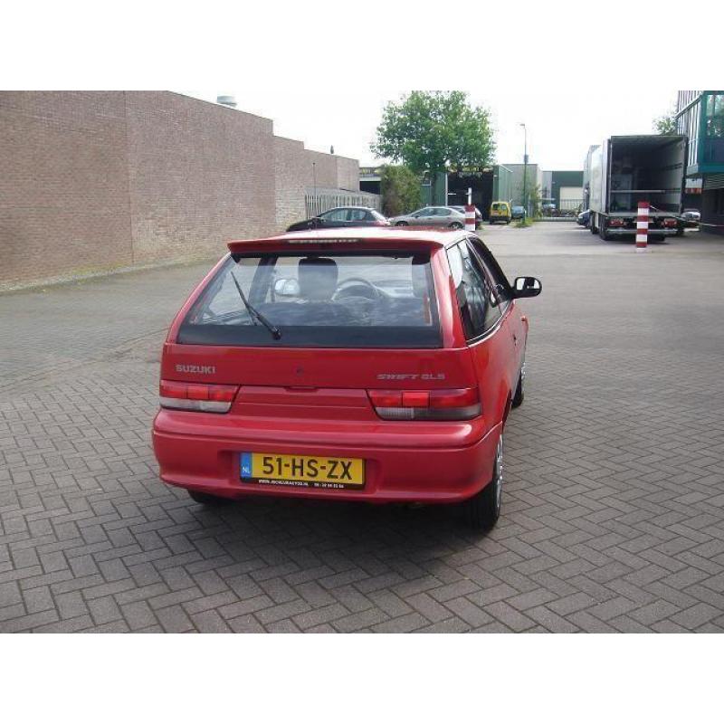 Suzuki Swift 1.3 GLS SPORT 3 DEURS + AIRCO! (bj 2001)