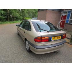 Renault Laguna 1.8 16V RXT 2000 Bruin + nieuwe APK