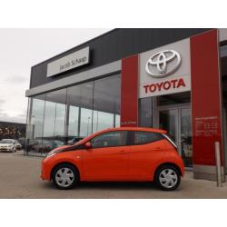 Toyota Aygo 5-deurs 1.0 VVT-i x-play | NIEUW | DIRECT LEVERB