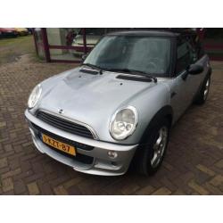 Mini Cooper 1.6 16V (bj 2002)