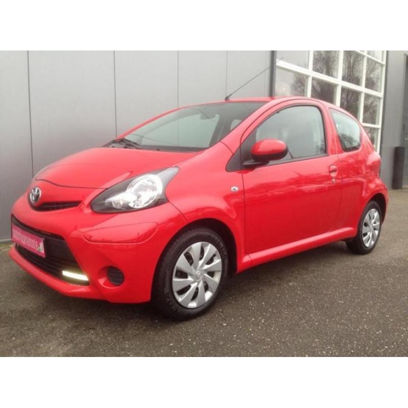 Toyota aygo 1.0 12v aspiration / airco / el. pakket / 2013