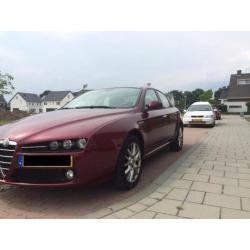 Alfa Romeo Alfa-159 2.2 JTS 2005 Rood