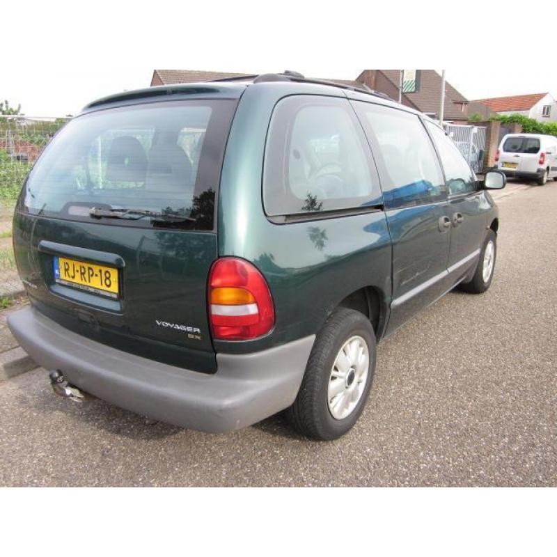 Chrysler Voyager 2.4i SE