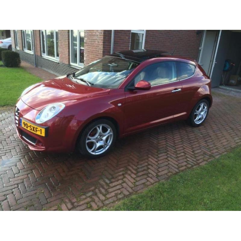 Alfa Romeo Mito 1.3 D 62KW 2011 Rood