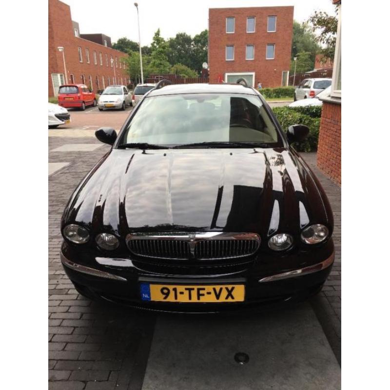 Jaguar X-Type 2.2 D I4 Estate Executive 2006 Zwart