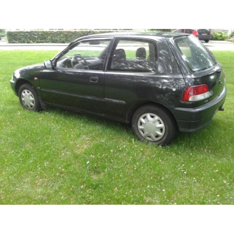 Daihatsu Charade 1.3 I 16V E2 1994 Zwart