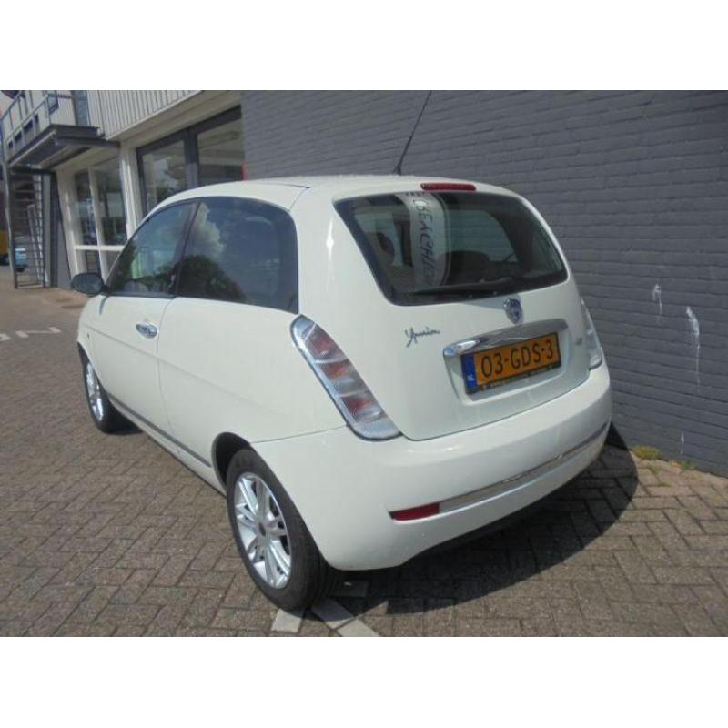 Lancia Ypsilon 1.4 ORO 3drs Airco Sportvelgen A.P.K.