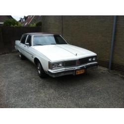 Zeer mooie Oldsmobile 98 5.0 Regency AUT 1983 Wit