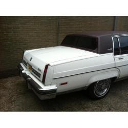 Zeer mooie Oldsmobile 98 5.0 Regency AUT 1983 Wit