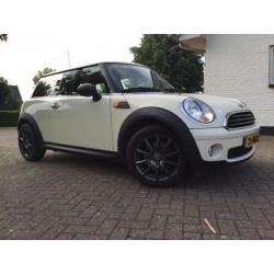 Mini One Cooper 1.4 Pepper White: In nieuwstaat (airco, etc)