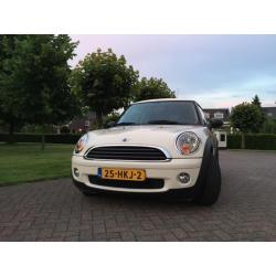 Mini One Cooper 1.4 Pepper White: In nieuwstaat (airco, etc)