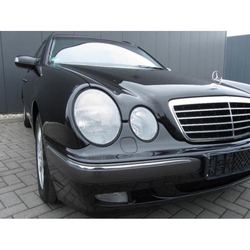 Mercedes Benz - W210 - E320 T - Elegance **Mystic Edition**