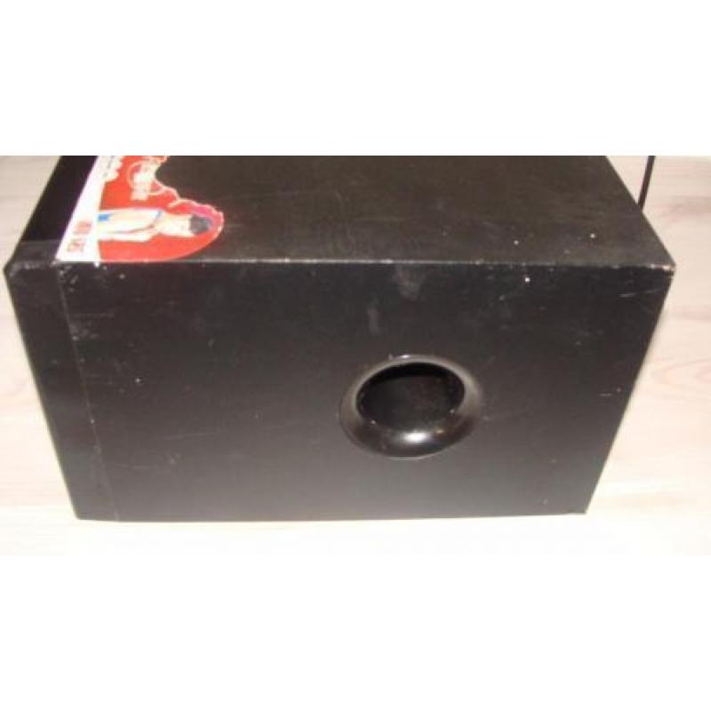 zgan versterker/F-M18 subwoofer 2x mic ingang echo vol trebl