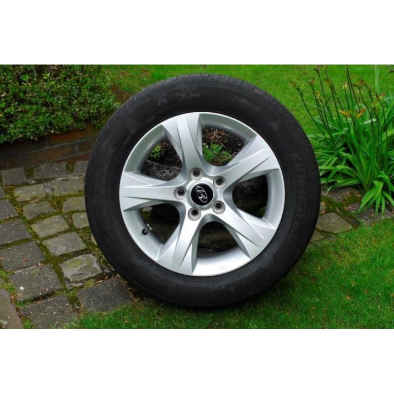 Te koop 16 inch velgen en zomerbanden 5x 114,3