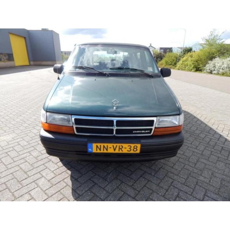 Chrysler Voyager 3.3I V6 SE AWD SUPERIOR INVALIDE-AUTO