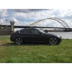 BMW 3-Serie 3.0 325I 160KW AUT 2009 Zwart