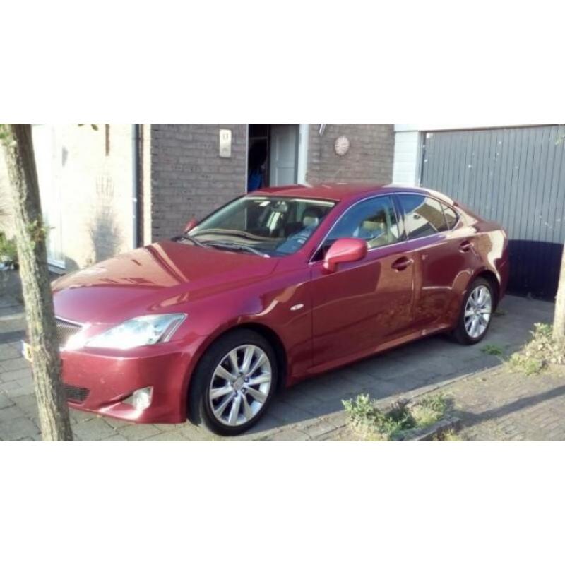 Lexus IS 220D 2.2 D Luxury Business 2006 Rood.met. Nwe APK