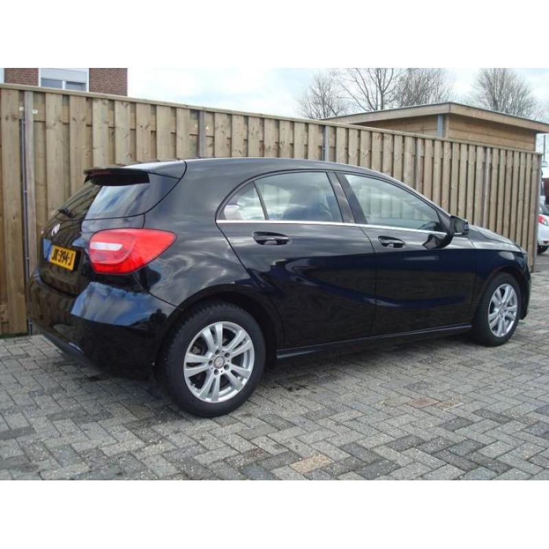 Mercedes-Benz A-Klasse 180 STYLE, AIRCO, ECC, NAVIGATIE, PDC