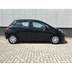 Toyota Yaris 1.0 VVT-I ASPIRATION Airco/Park.camera/Centr.ve