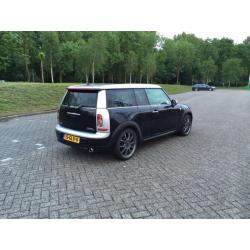 Mini Mini 1.6 D Cooper Clubman 2008 Zwart 18 inch lm velgen