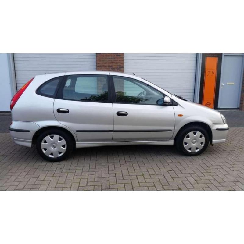 Nissan Almera Tino 1.8 Acenta Bwj Sep2003 Airco Trekhaak Nap