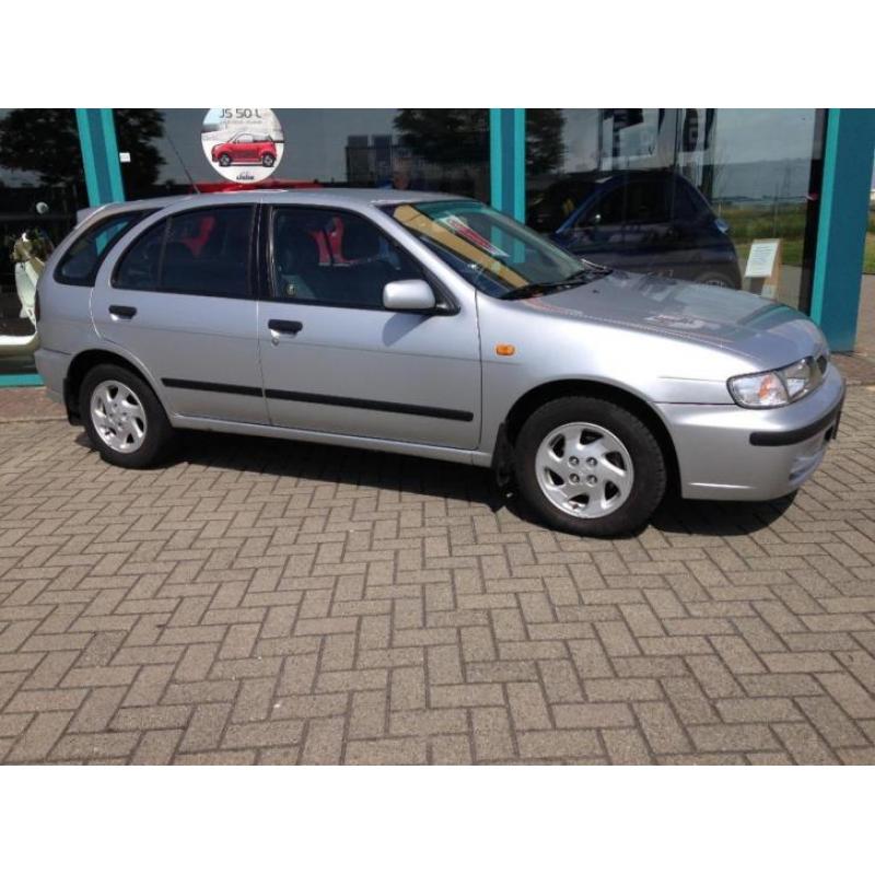 Nissan Almera 1.4 5 deurs AIRCO 66150 KM !!!