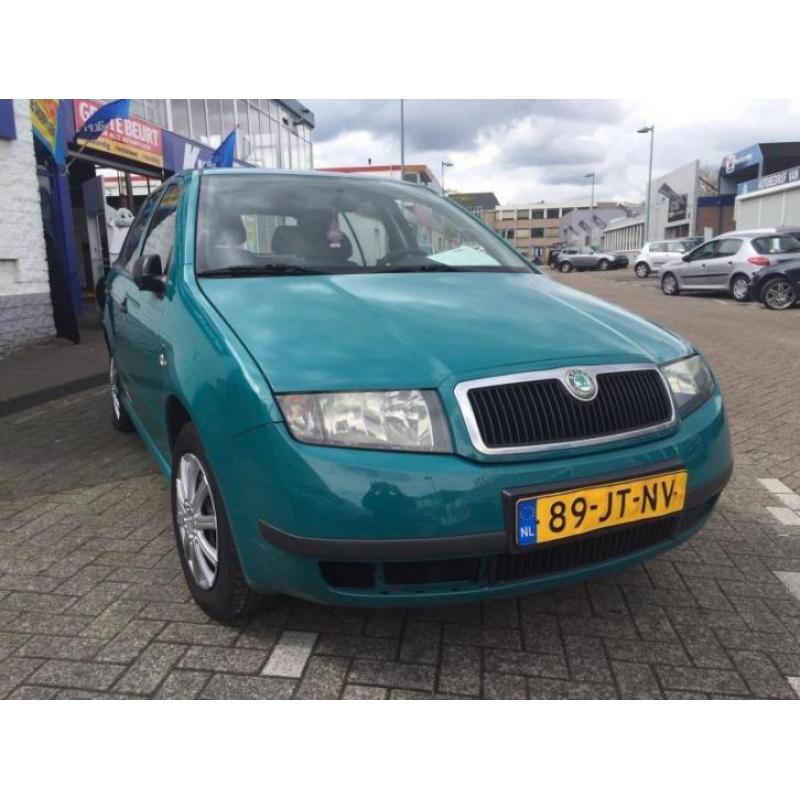 Skoda Fabia 1.4 Nieuwe Apk ! (bj 2002)