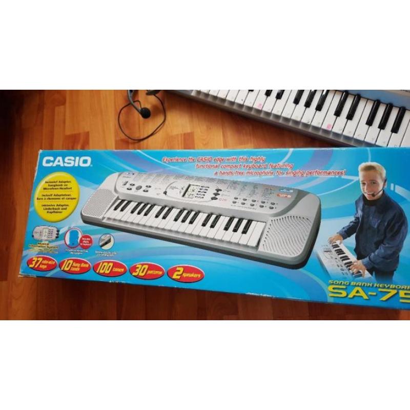 Keyboard Casio SA-75