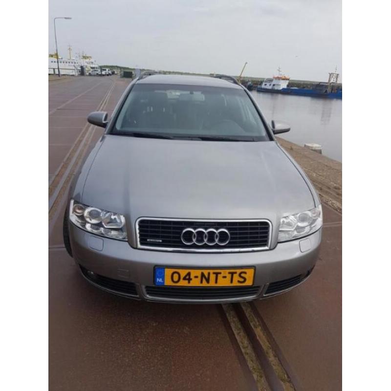 Audi A4 3.0 V6 Avant 162KW Quattro AUT 2004 Grijs