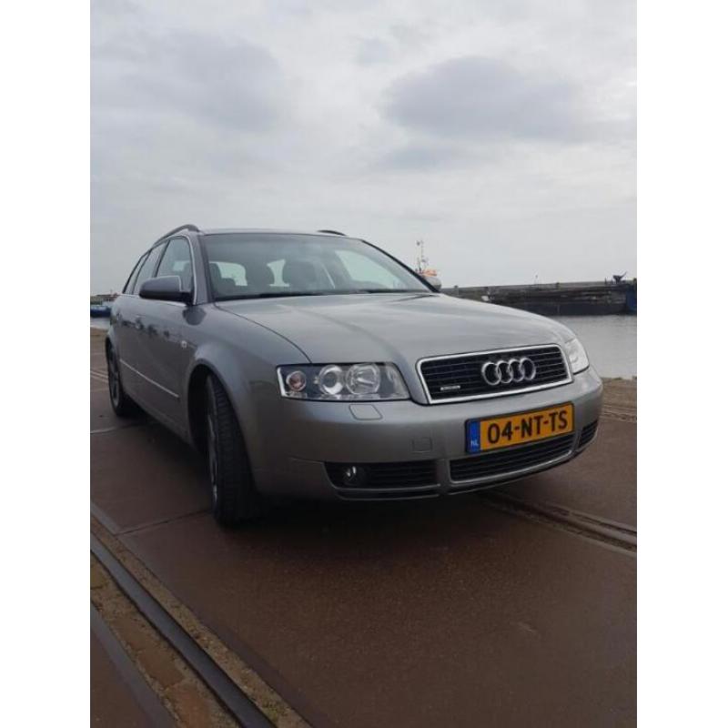 Audi A4 3.0 V6 Avant 162KW Quattro AUT 2004 Grijs