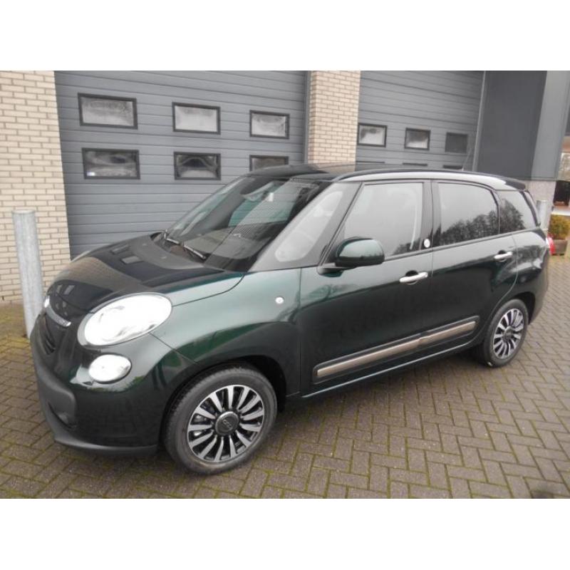 Fiat 500L Living 1.4 T-Jet Lounge (navigatie - climate contr