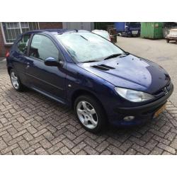 Peugeot 206 1.6 XT sport blauw lmv stuurbkr nw apk!!!!