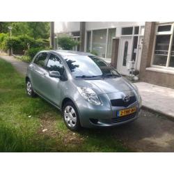 Toyota Yaris 1.0 12V Vvt-i 5DR 2007 Grijs