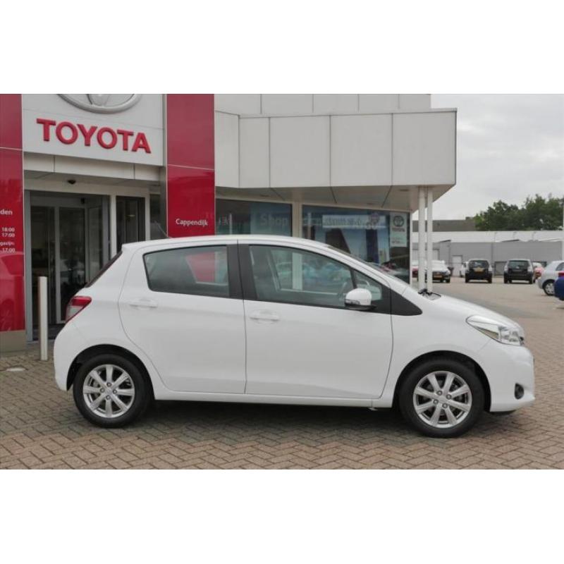 Toyota Yaris 1.3 VVT-I 5DR NOW