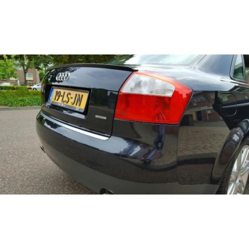 Audi A4 1.8 T Quattro 120KW 2003 Zwart