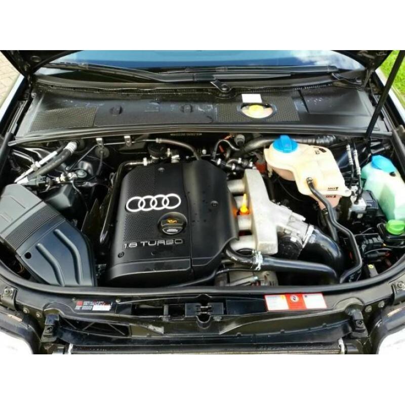 Audi A4 1.8 T Quattro 120KW 2003 Zwart