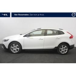 Volvo V40 Cross Country T4 180PK Summum, Navi, Leder