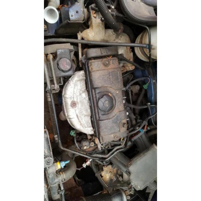 motor Peugeot 206