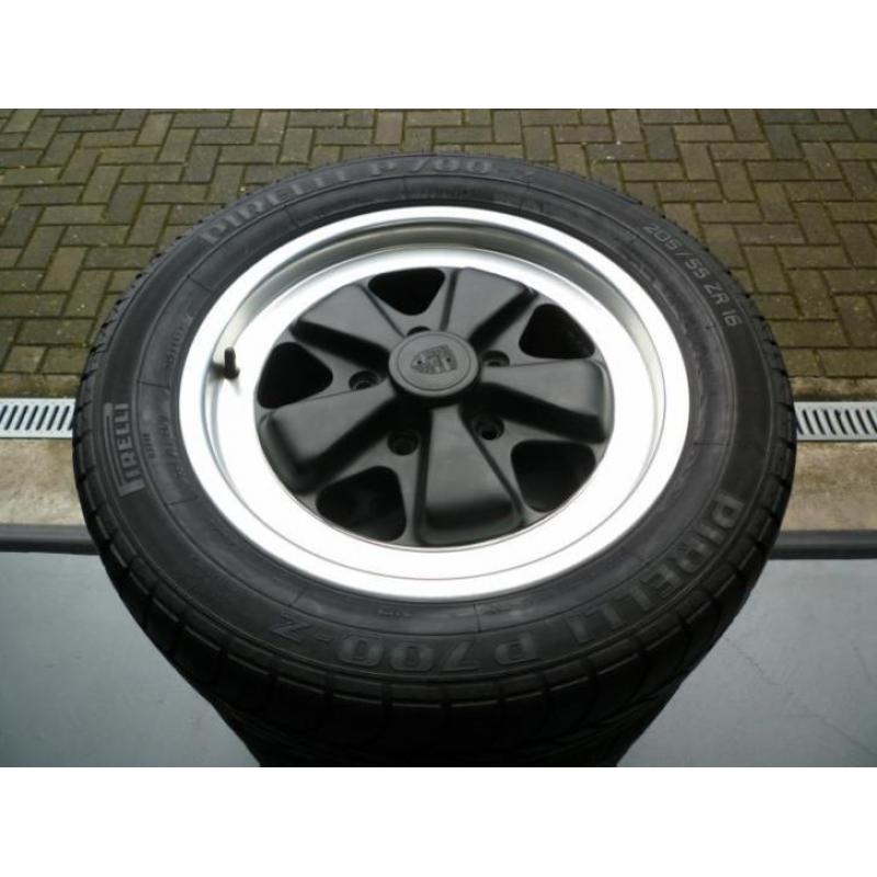 Mooie set Fuchs 16"