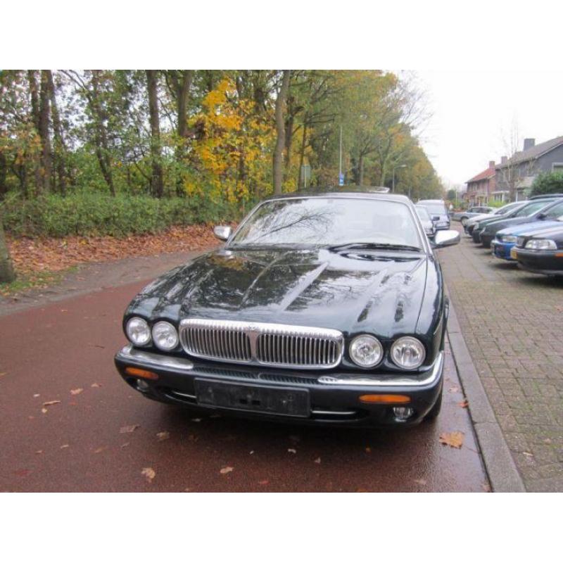 Daimler Super V8 4.0 V8 LWB in NIEUWSTAAT ! (bj 1998)