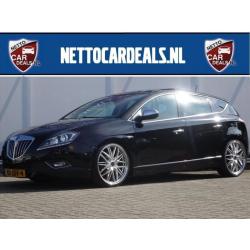 Lancia Delta 1.4 Platino 218PK Xenon / Schuifdak / Navi